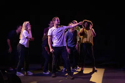 Improvisation théâtrale féministe